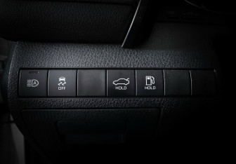 Подержанный автомобиль Toyota Camry Sedan 2020 года (20 фото)