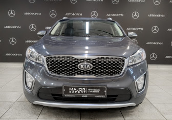 Подержанный автомобиль Kia Sorento 2016 года (2 фото)