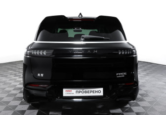 Подержанный автомобиль Voyah Free 2023 года (6 фото)