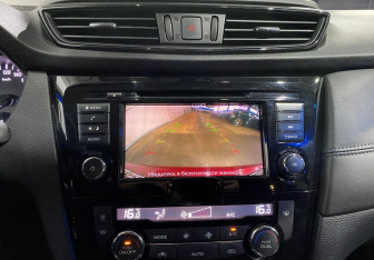 Подержанный автомобиль Nissan Qashqai 2022 года (14 фото)