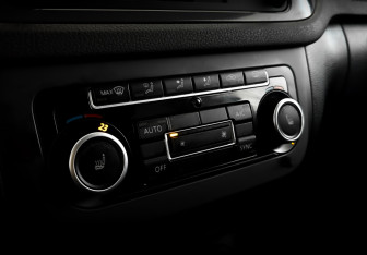 Подержанный автомобиль Volkswagen Tiguan 2015 года (25 фото)