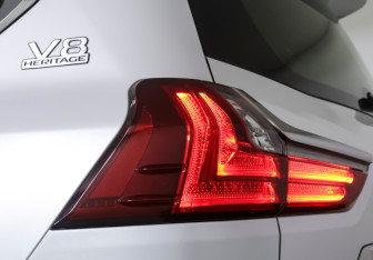 Подержанный автомобиль Lexus LX 2020 года (27 фото)