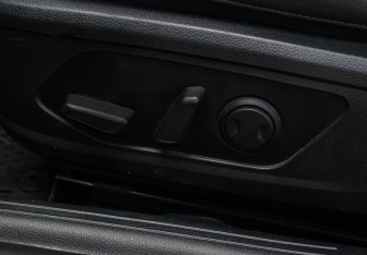 Подержанный автомобиль Kia K5 2021 года (16 фото)