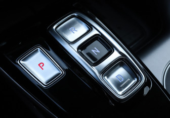 Подержанный автомобиль Hyundai Sonata 2022 года (22 фото)