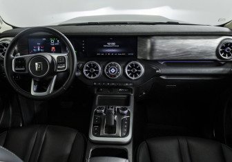 Подержанный автомобиль Tank 300 2023 года (12 фото)