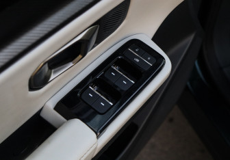 Подержанный автомобиль Jetour Dashing 2023 года (19 фото)