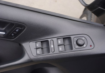 Подержанный автомобиль Volkswagen Tiguan 2015 года (14 фото)