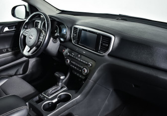 Подержанный автомобиль Kia Sportage 2019 года (8 фото)