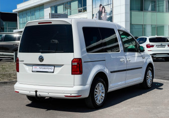 Подержанный автомобиль Volkswagen Caddy Compactvan 2020 года (5 фото)