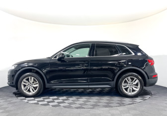 Подержанный автомобиль Audi Q5 2018 года (8 фото)