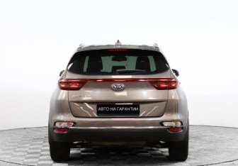 Подержанный автомобиль Kia Sportage 2020 года (4 фото)