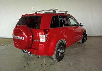 Подержанный автомобиль Suzuki Grand Vitara 2012 года (5 фото)