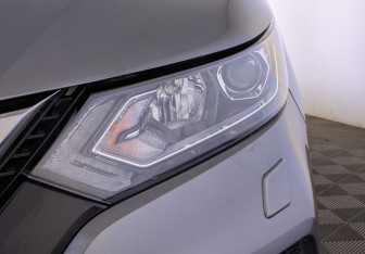 Подержанный автомобиль Nissan Qashqai 2019 года (11 фото)