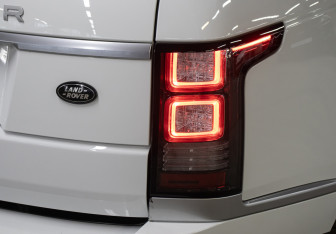 Подержанный автомобиль Land Rover Range Rover 2013 года (28 фото)