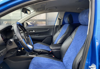 Подержанный автомобиль Kia Rio Sedan 2017 года (22 фото)