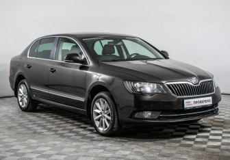Подержанный автомобиль Skoda Superb Liftback 2014 года (3 фото)