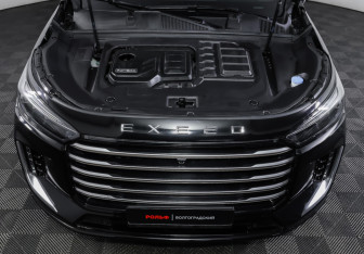 Подержанный автомобиль Exeed VX 2024 года (9 фото)