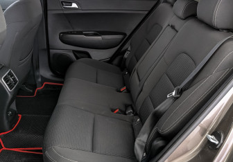 Подержанный автомобиль Kia Sportage 2018 года (18 фото)