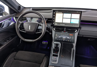 Подержанный автомобиль Wey 05 2023 года (30 фото)