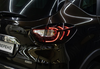 Подержанный автомобиль Renault Kaptur 2019 года (23 фото)