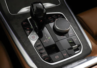 Подержанный автомобиль BMW X5 2019 года (20 фото)