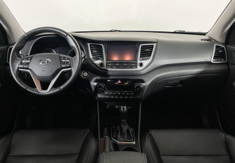 Подержанный автомобиль Hyundai Tucson 2018 года (12 фото)