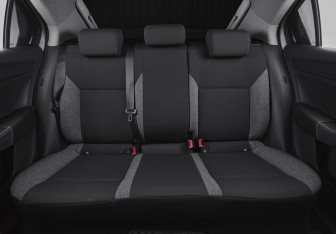 Подержанный автомобиль Skoda Rapid Liftback 2021 года (18 фото)