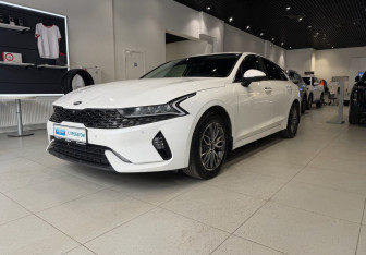 Подержанный автомобиль Kia K5 2021 года (1 фото)
