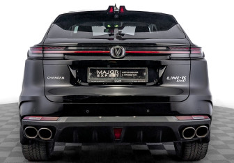 Подержанный автомобиль Changan UNI-K 2023 года (6 фото)