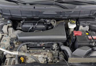 Подержанный автомобиль Nissan X-Trail 2018 года (9 фото)