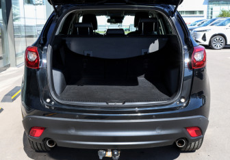 Подержанный автомобиль Mazda CX-5 2015 года (10 фото)