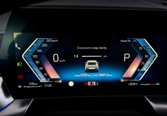 Подержанный автомобиль BMW X2 2024 года (13 фото)