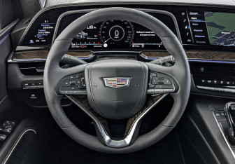 Подержанный автомобиль Cadillac Escalade Suv 2022 года (22 фото)