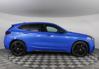 Подержанный автомобиль BMW X2 2019 года (6 фото)