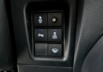 Подержанный автомобиль Toyota Land Cruiser Prado 2020 года (27 фото)