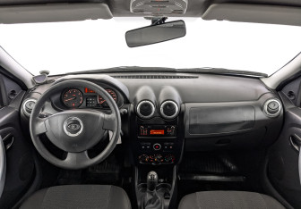 Подержанный автомобиль LADA (ВАЗ) Largus Wagon 2019 года (14 фото)