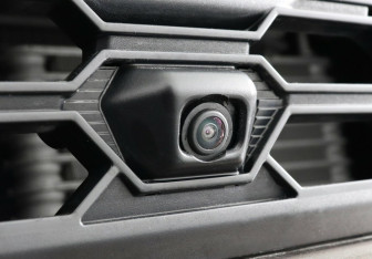 Подержанный автомобиль Mitsubishi Eclipse Cross 2023 года (12 фото)