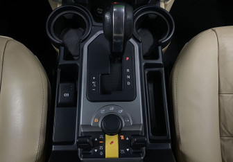 Подержанный автомобиль Land Rover Discovery 2008 года (16 фото)