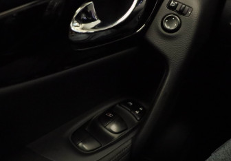 Подержанный автомобиль Nissan Qashqai 2016 года (14 фото)