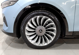 Подержанный автомобиль Voyah Free 2023 года (18 фото)