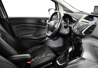 Подержанный автомобиль Ford EcoSport 2015 года (5 фото)