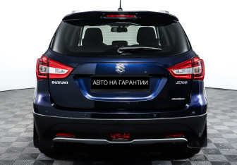 Подержанный автомобиль Suzuki SX4 Hatchback 2018 года (6 фото)