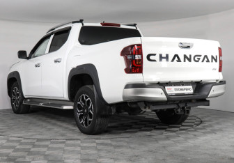 Подержанный автомобиль Changan Hunter Plus 2023 года (7 фото)