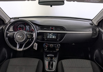 Подержанный автомобиль Kia Rio Sedan 2020 года (14 фото)