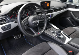 Подержанный автомобиль Audi A5 Liftback 2018 года (18 фото)