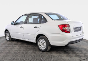 Подержанный автомобиль LADA (ВАЗ) Granta Sedan 2025 года (7 фото)