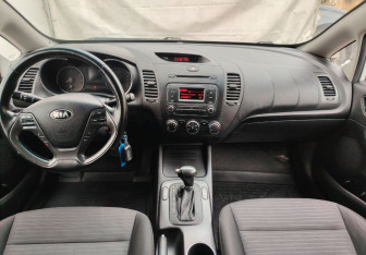 Подержанный автомобиль Kia Cerato Sedan 2014 года (9 фото)