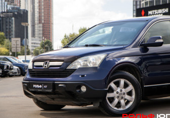 Подержанный автомобиль Honda CR-V 2008 года (15 фото)