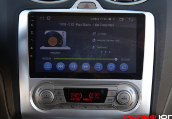 Подержанный автомобиль Ford Focus Wagon 2011 года (15 фото)