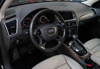 Подержанный автомобиль Audi Q5 2013 года (12 фото)